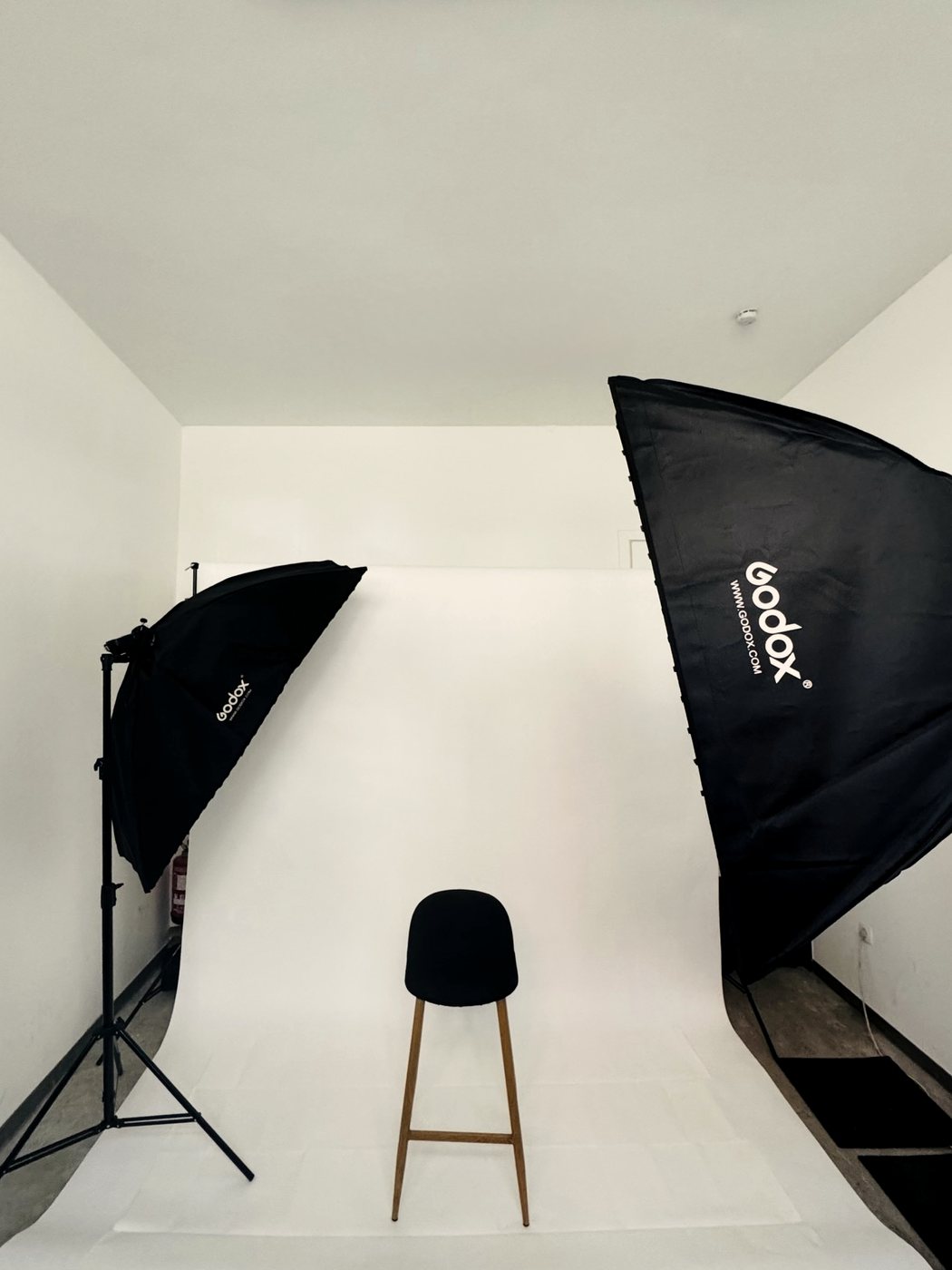 Lo Portraits photography studio in Brussels